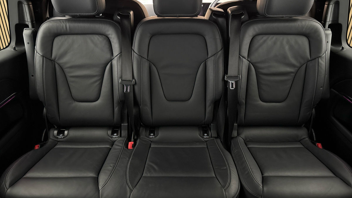 Mercedes-Benz V Class Image 9