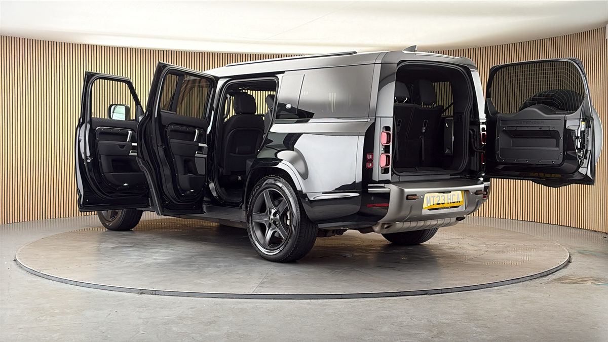 More views of Land Rover Defender 130