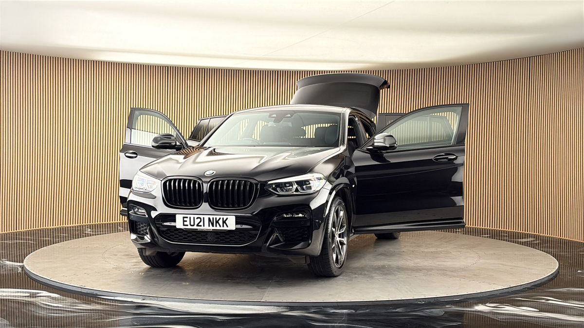More views of BMW X4