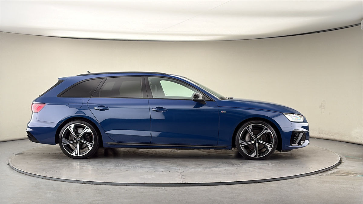 More views of Audi A4 Avant