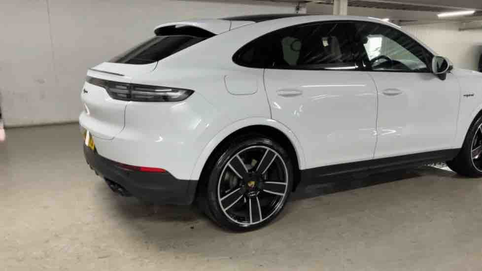 More views of Porsche Cayenne
