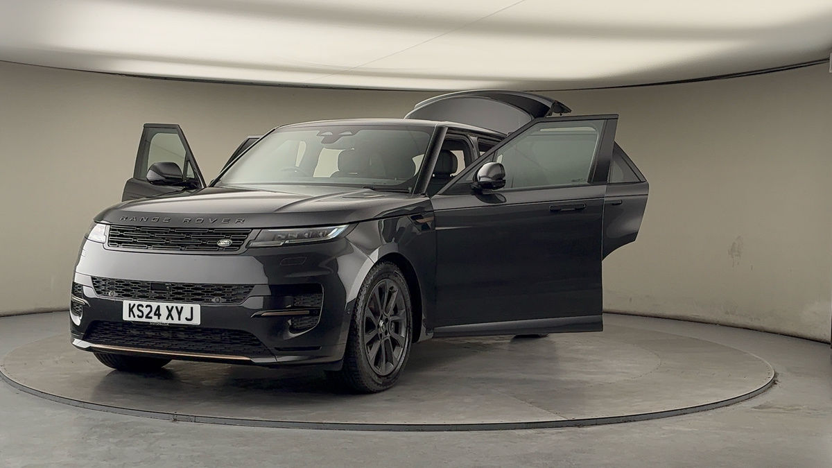 More views of Land Rover Range Rover Sport