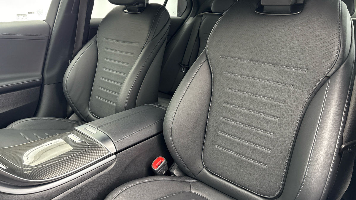 Mercedes-Benz C Class Image 7