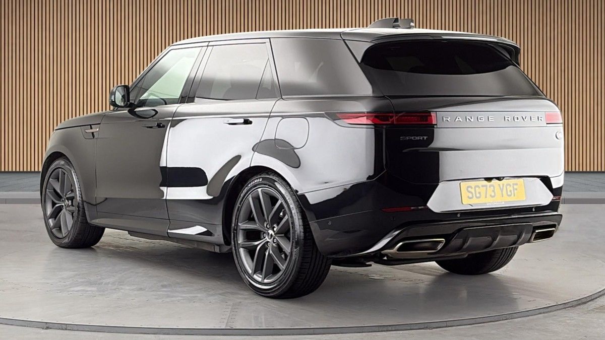 Land Rover Range Rover Sport Image 2
