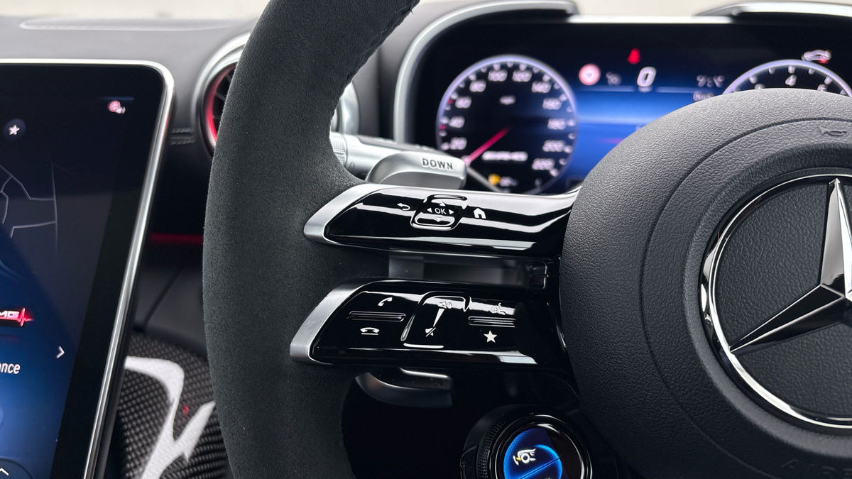 Mercedes-Benz AMG GT Image 13