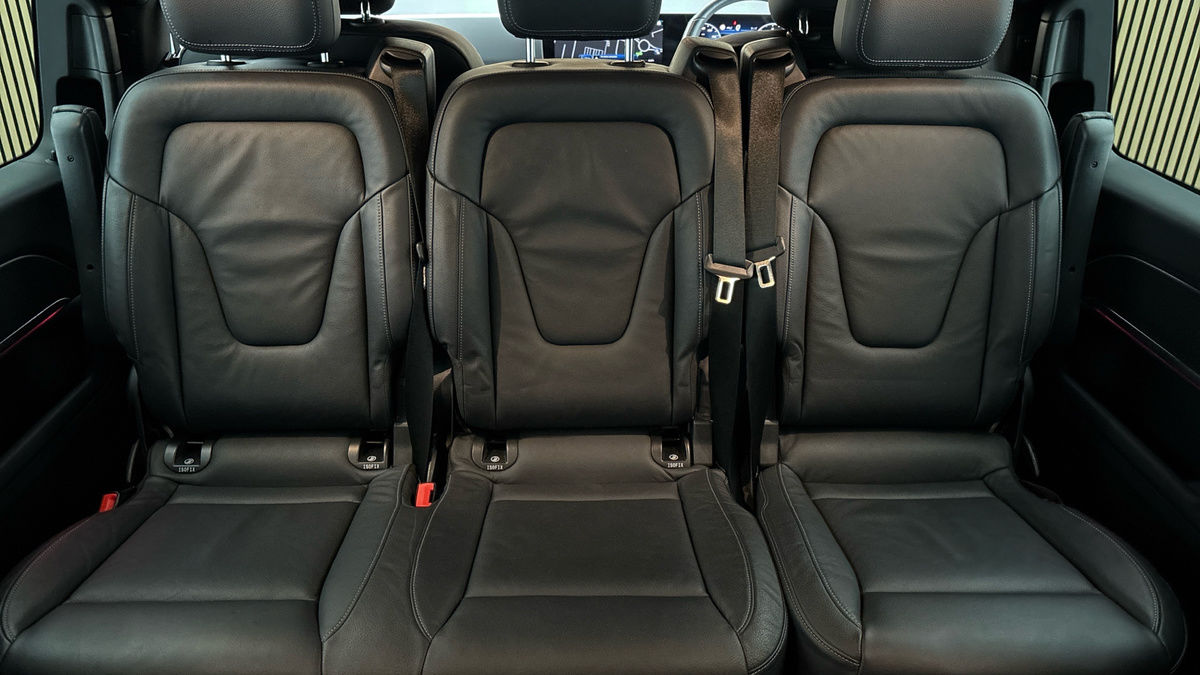 Mercedes-Benz V Class Image 9