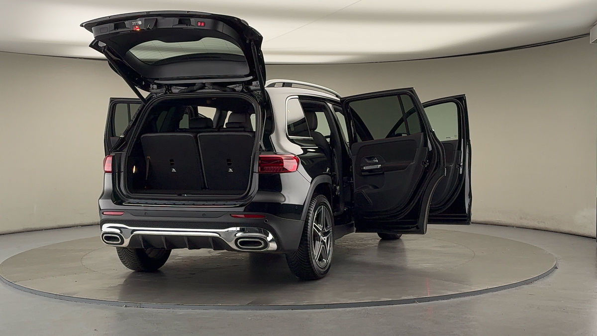 More views of Mercedes-Benz GLB