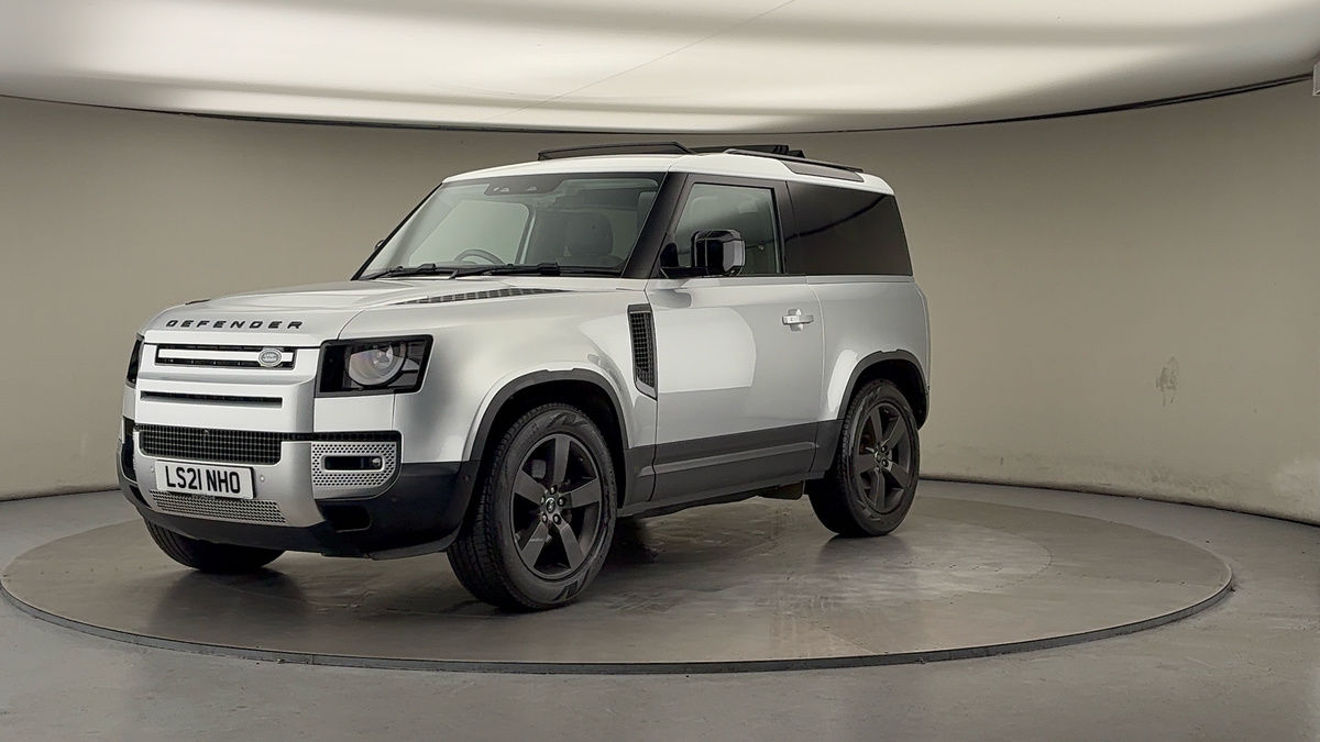 More views of Land Rover Defender 90