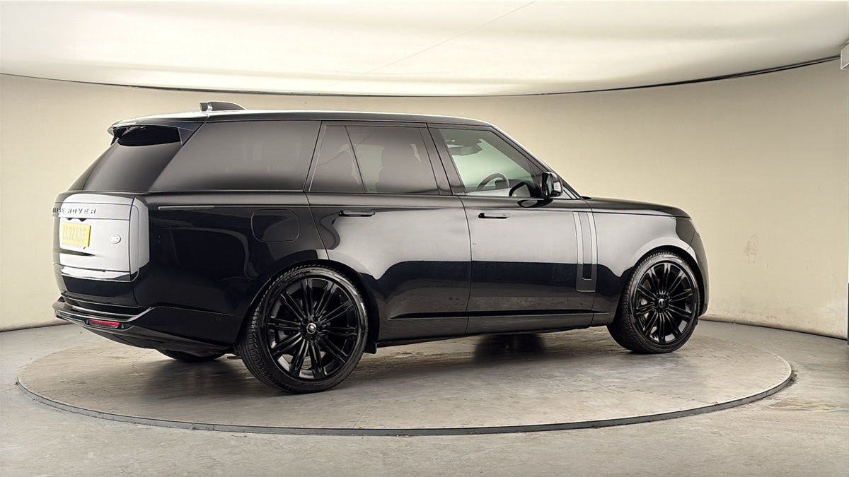 More views of Land Rover Range Rover