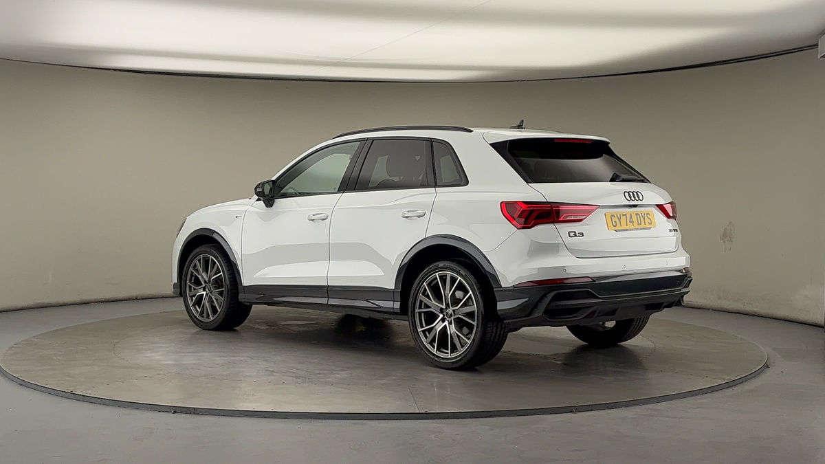 More views of Audi Q3