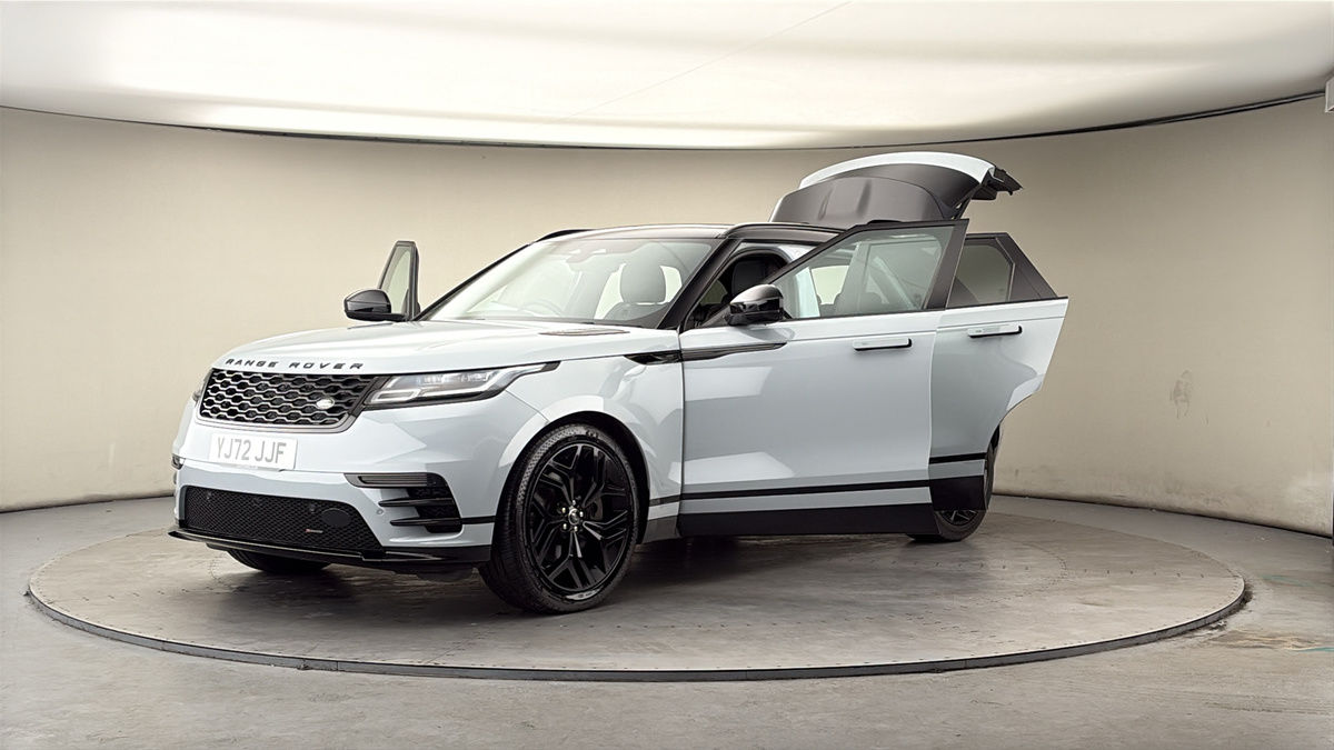 Land Rover Range Rover Velar Image 22