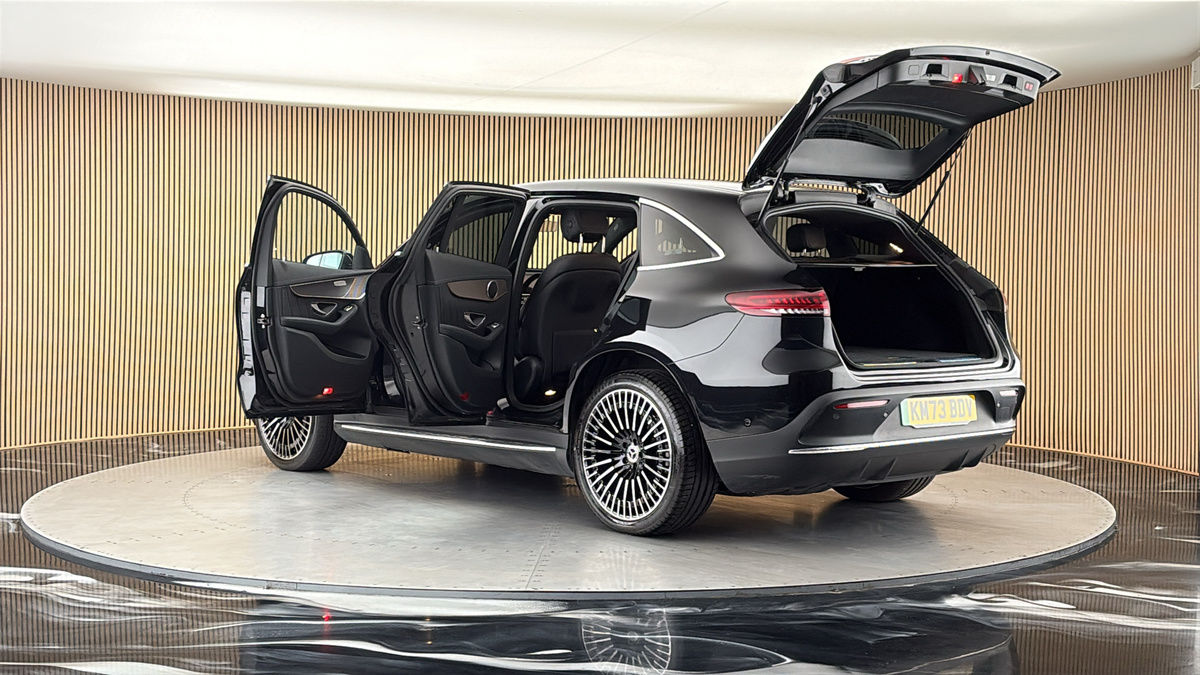 More views of Mercedes-Benz EQC