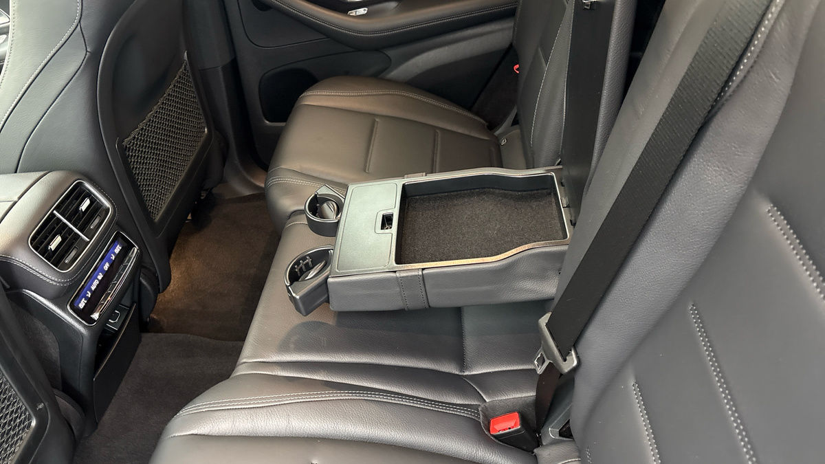 Mercedes-Benz GLE Image 9