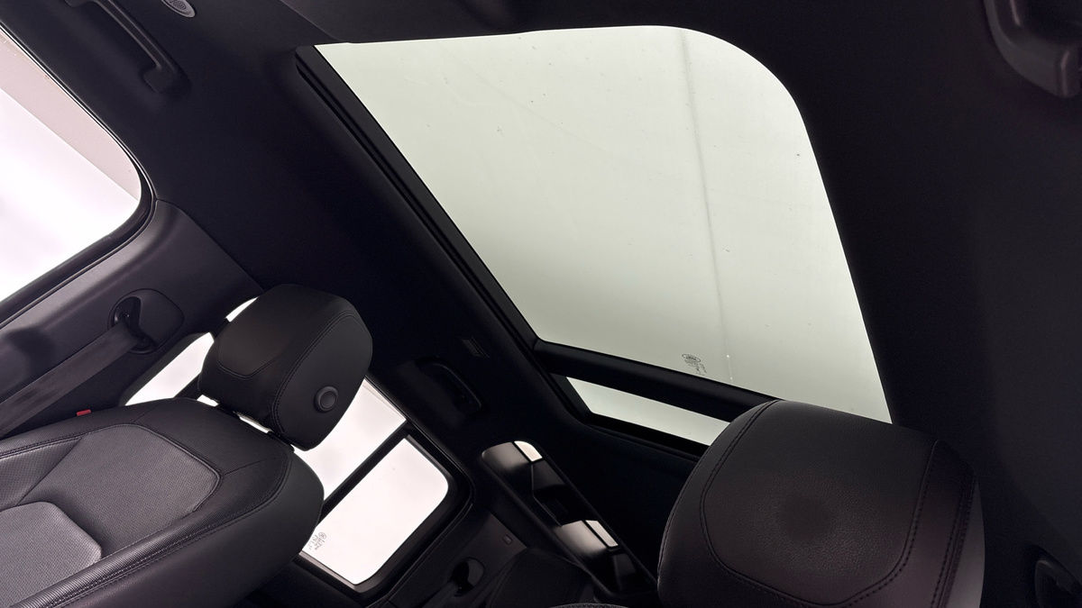 Land Rover Defender 110 Urban Image 12