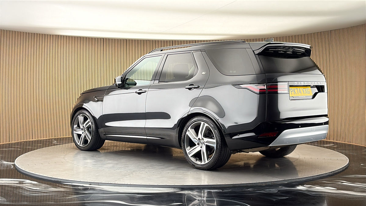 More views of Land Rover Discovery