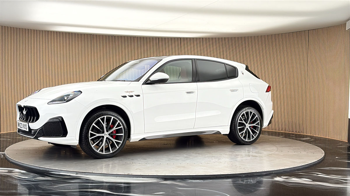 More views of Maserati Grecale