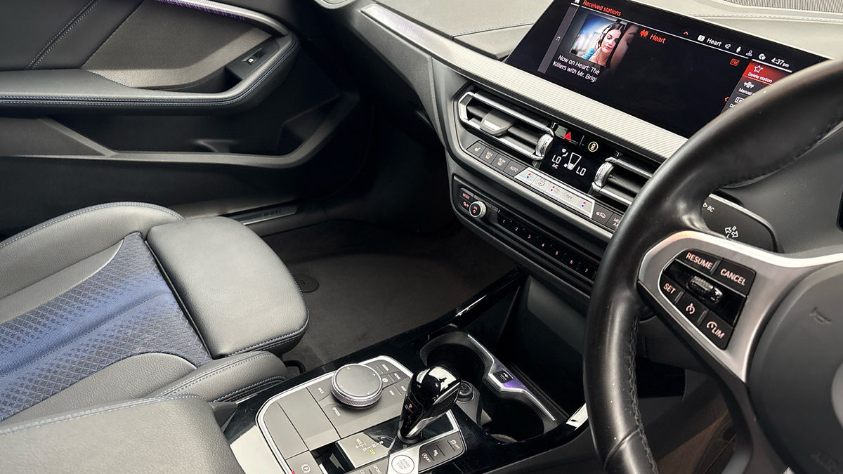 BMW 1 Series Image 18