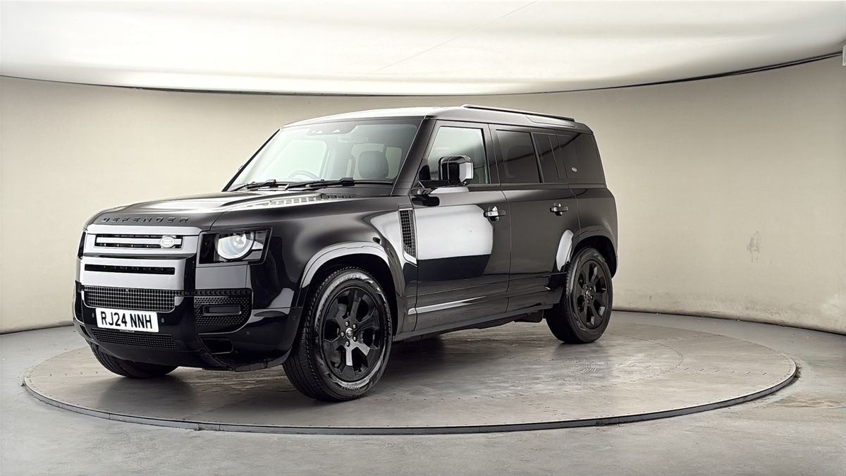 More views of Land Rover Defender 110