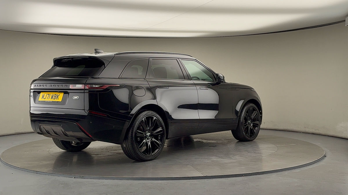 Land Rover Range Rover Velar Image 21