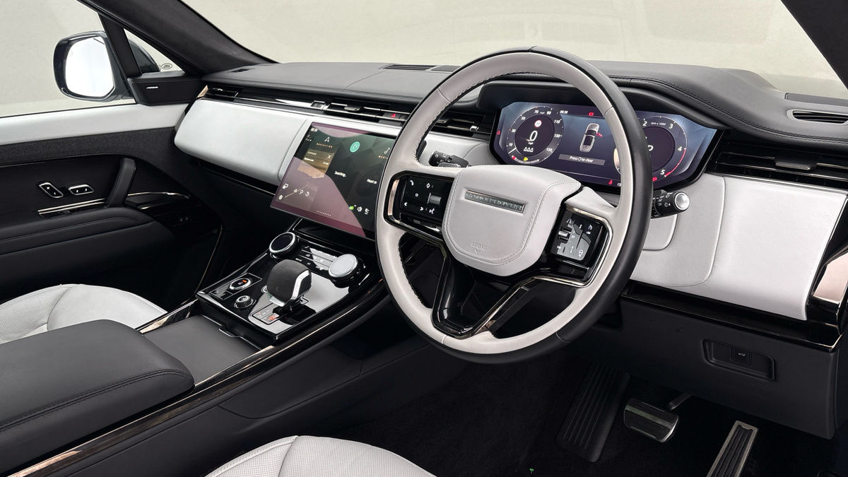 Land Rover Range Rover Sport Image 5