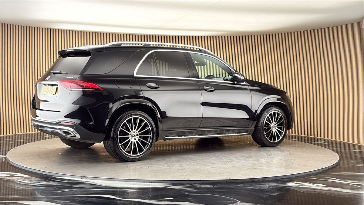 More views of Mercedes-Benz GLE