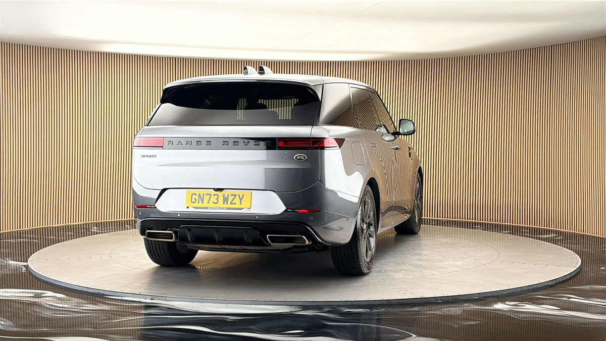 More views of Land Rover Range Rover Sport