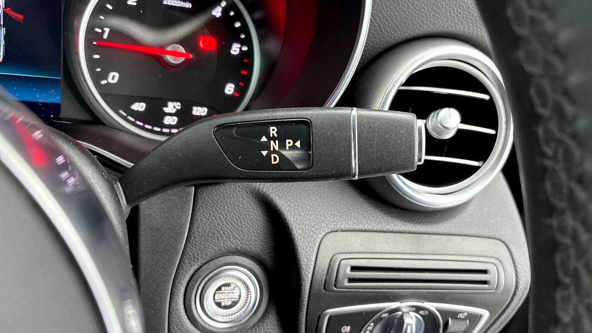 Mercedes-Benz GLC Image 6