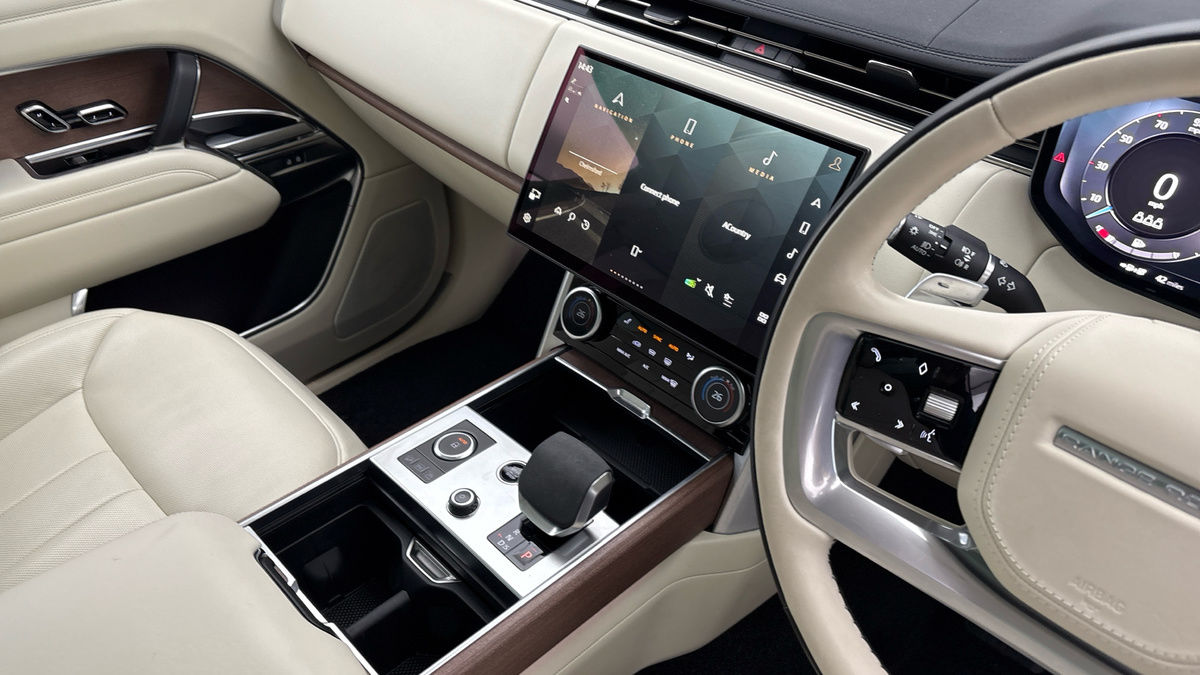 Land Rover Range Rover Image 18