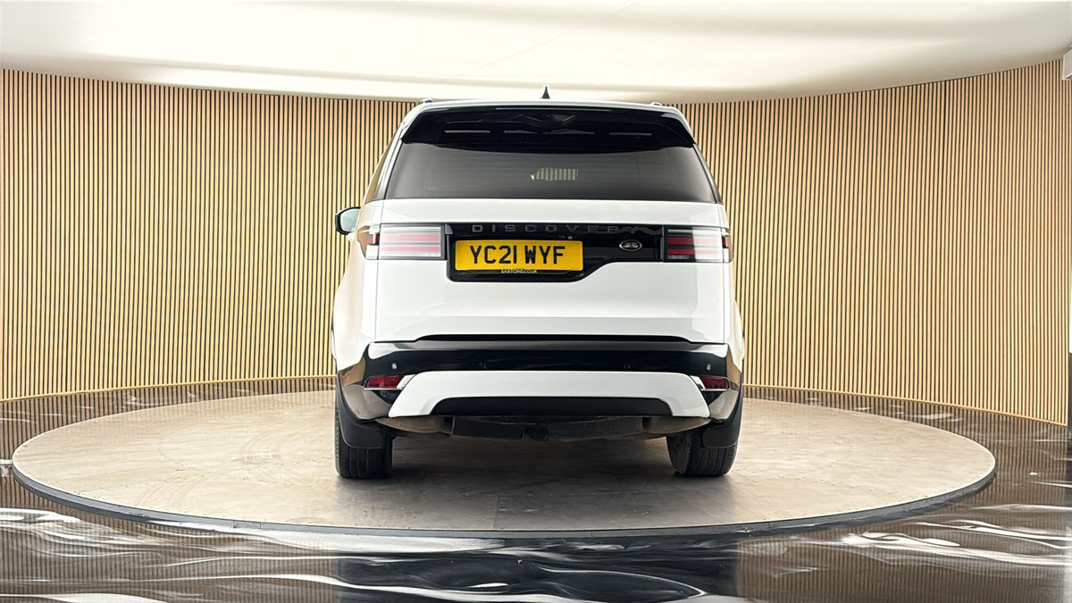 More views of Land Rover Discovery