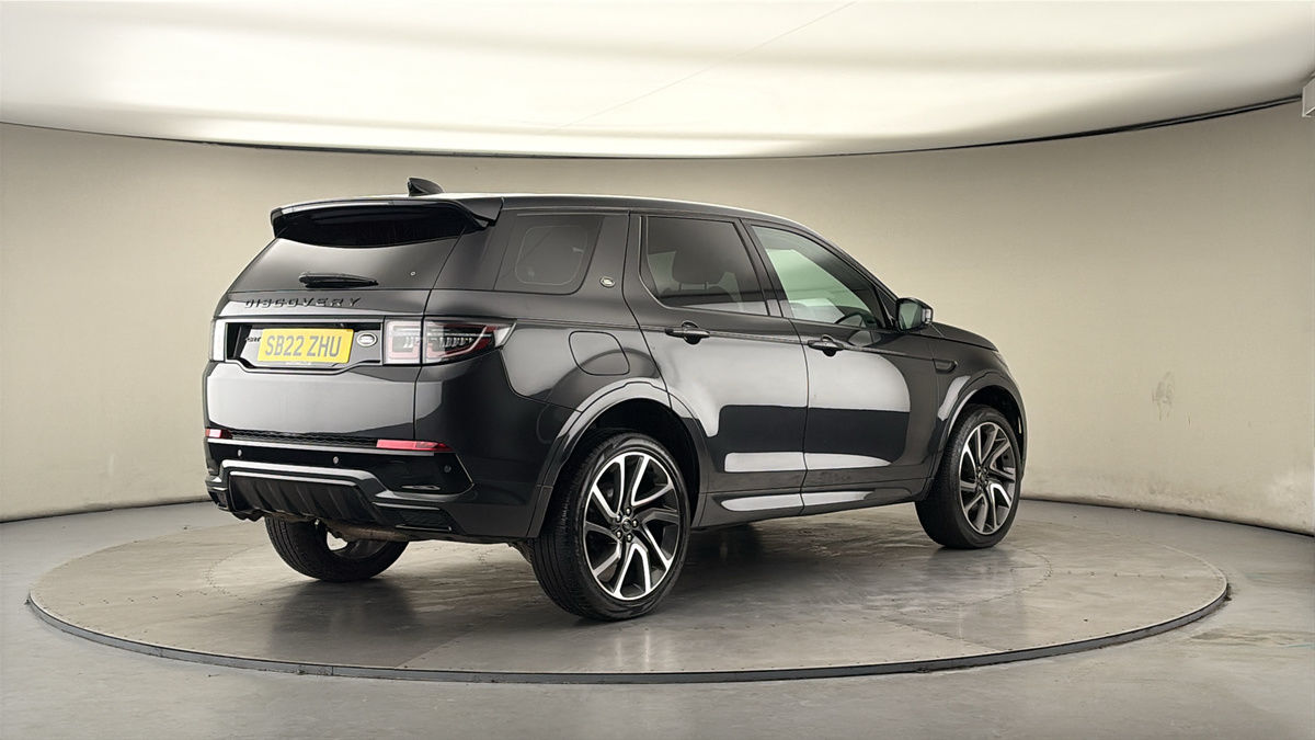Land Rover Discovery Sport Image 21