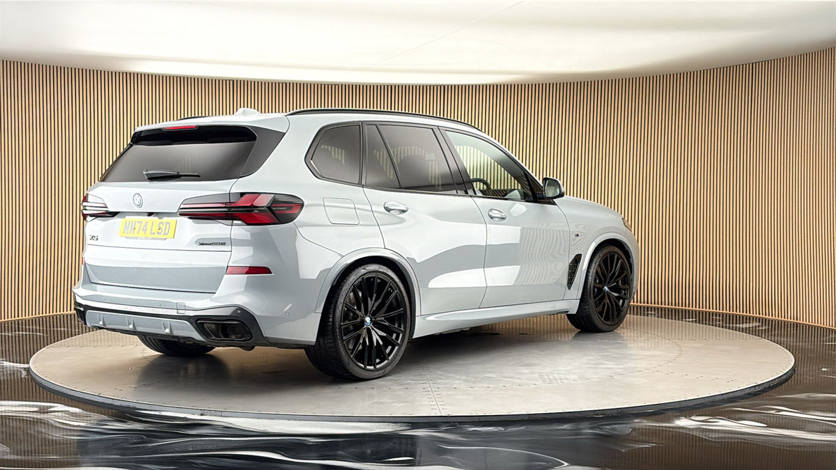 BMW X5 Image 21