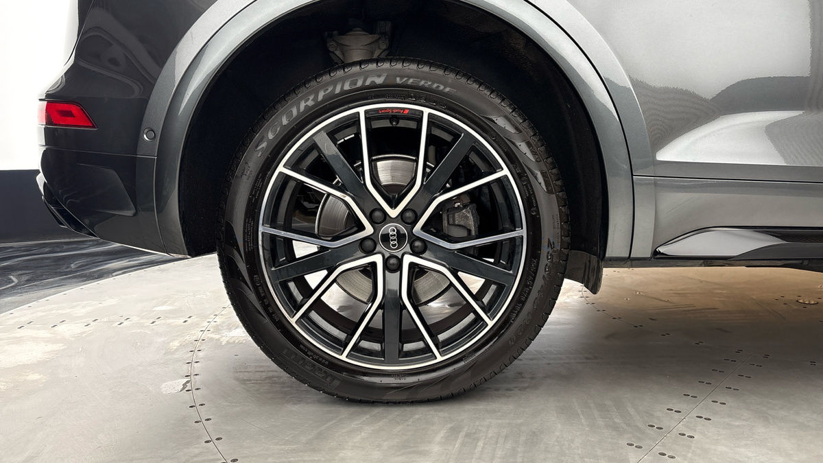 Audi Q5 Image 10