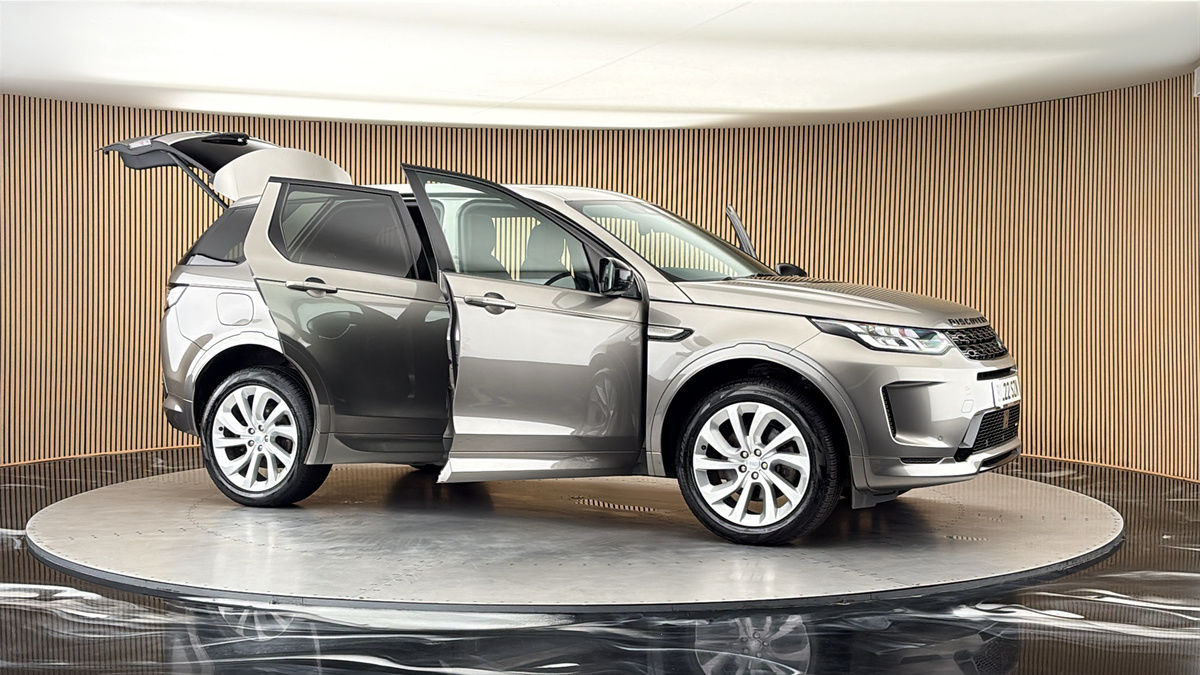 More views of Land Rover Discovery Sport