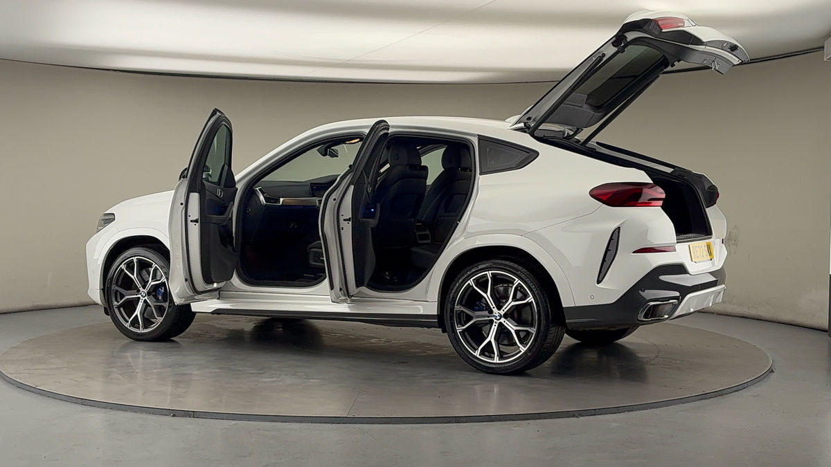 More views of BMW X6