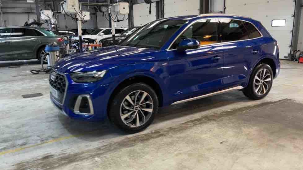 More views of Audi Q5