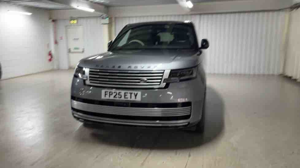 More views of Land Rover Range Rover
