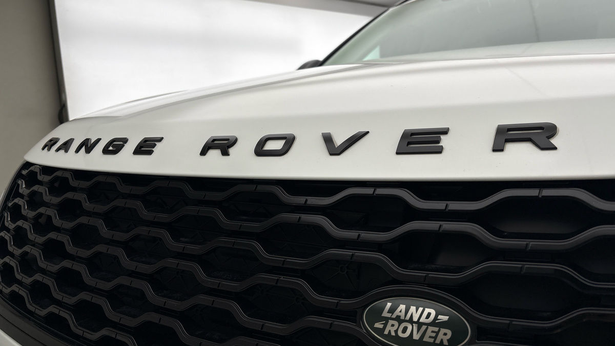 Land Rover Range Rover Velar Image 24