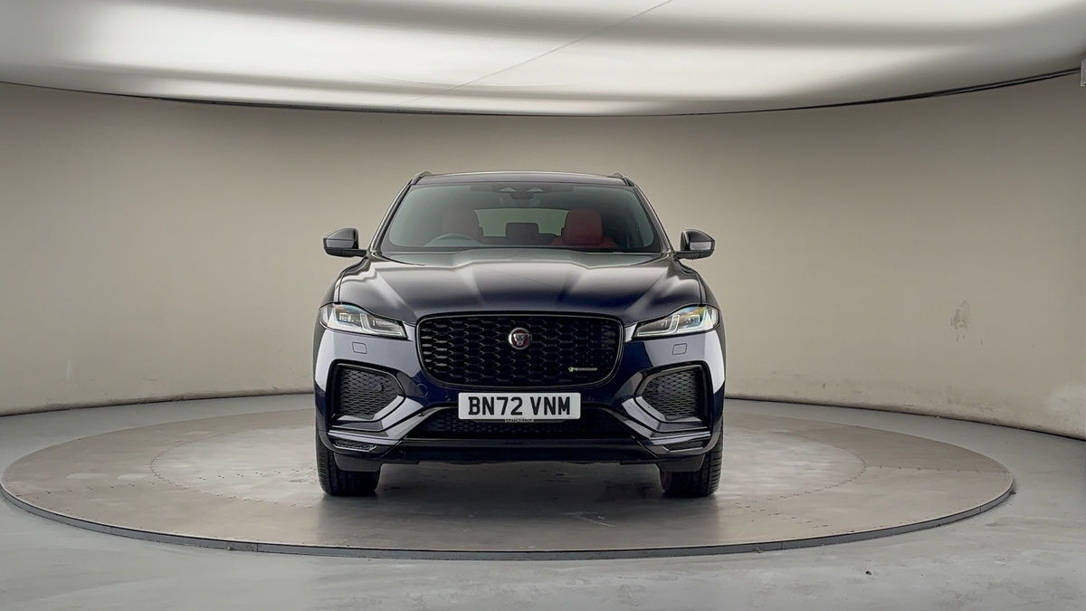 Jaguar F-PACE Image 3