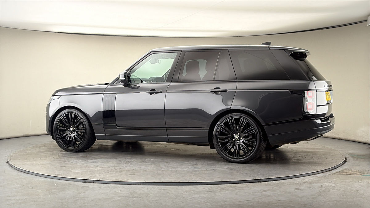 More views of Land Rover Range Rover