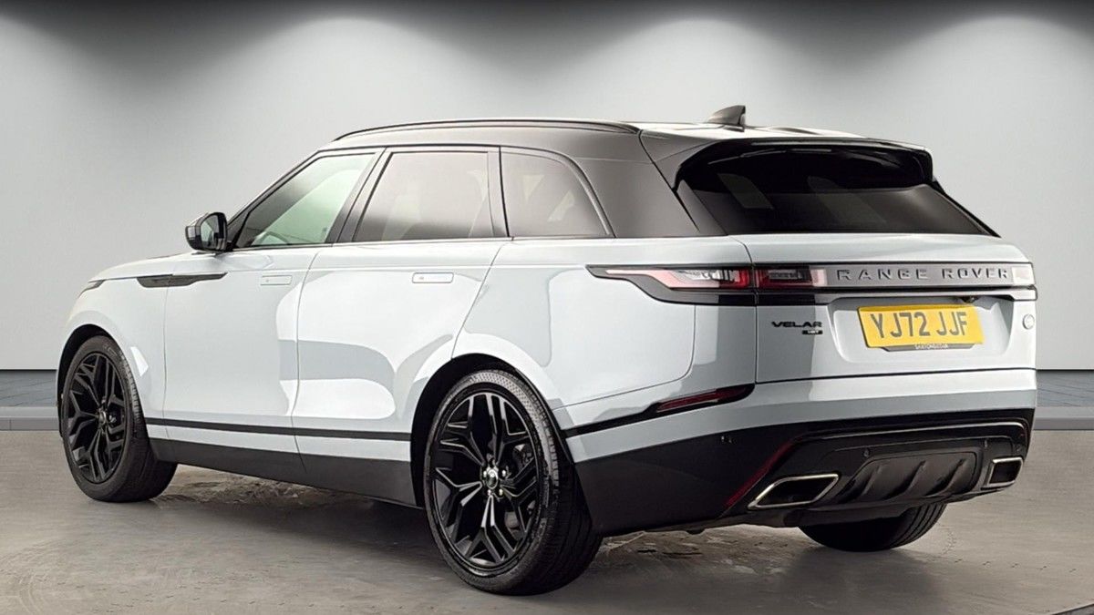 Land Rover Range Rover Velar Image 2