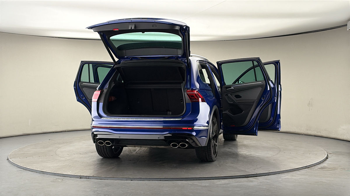 More views of Volkswagen Tiguan