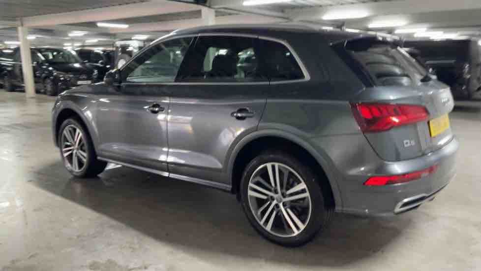 More views of Audi Q5