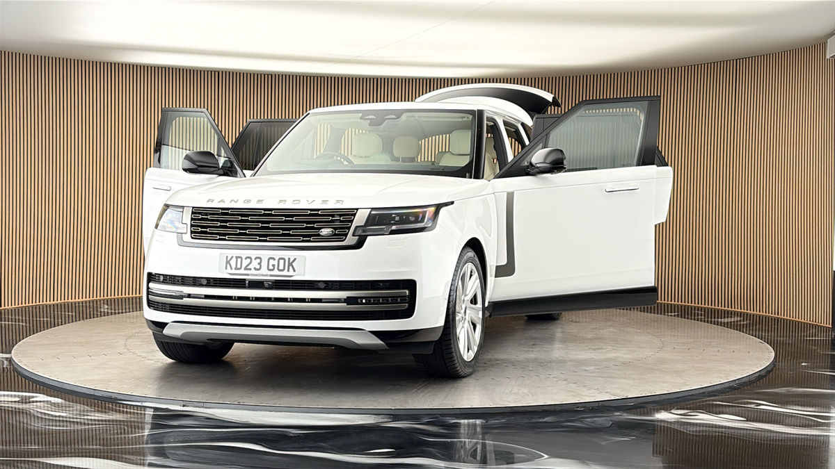 More views of Land Rover Range Rover