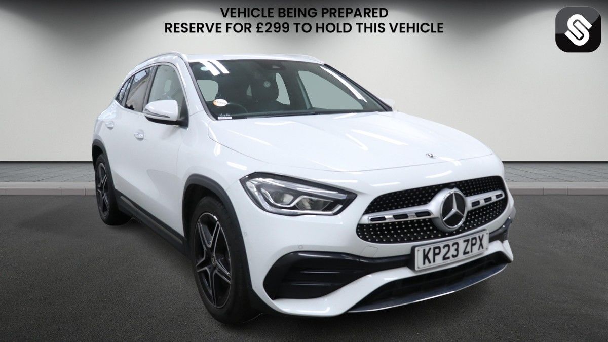 Mercedes-Benz GLA Sticky Header Image