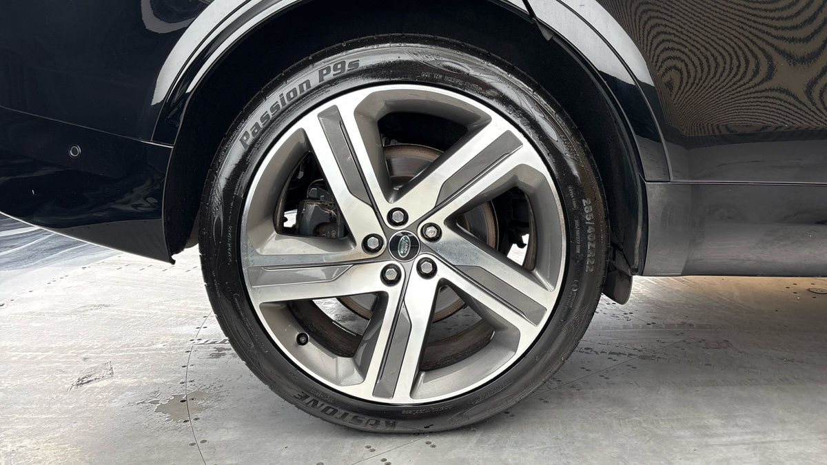 Land Rover Discovery Image 10