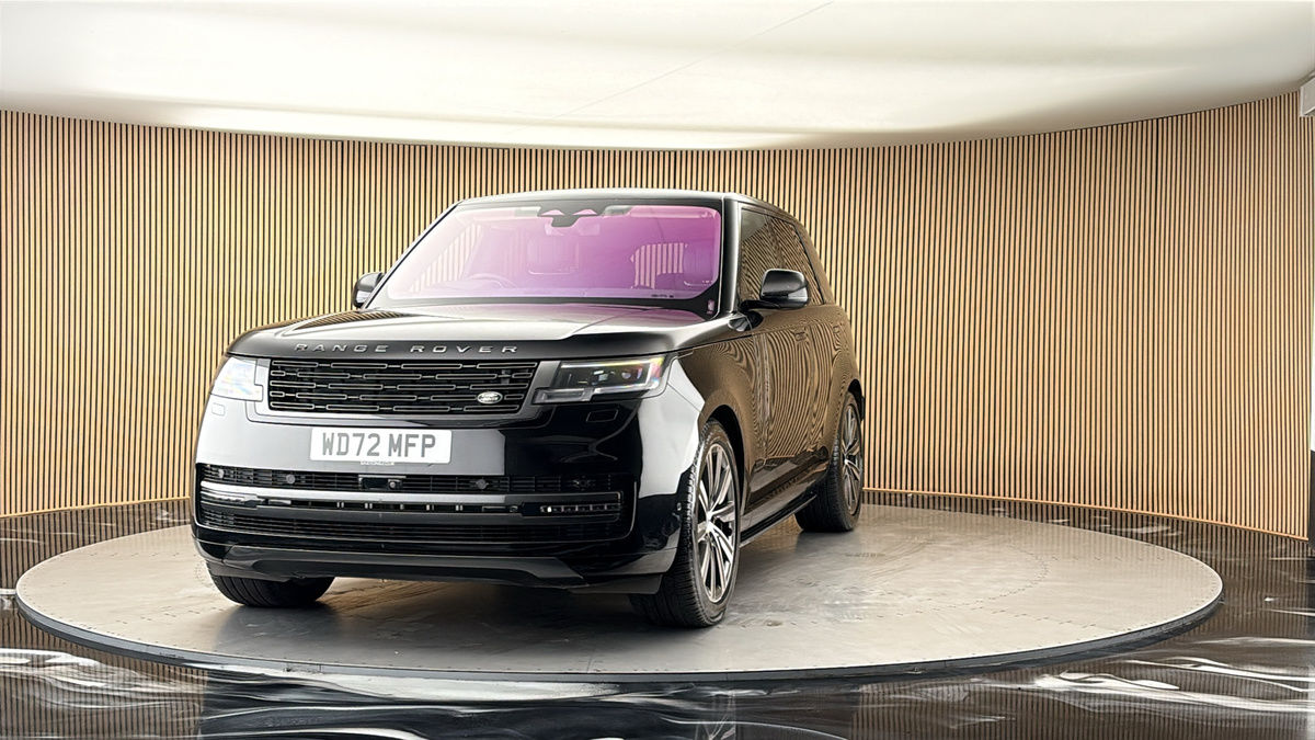 More views of Land Rover Range Rover