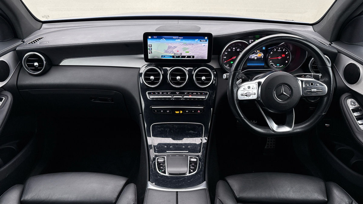 Mercedes-Benz GLC Image 12