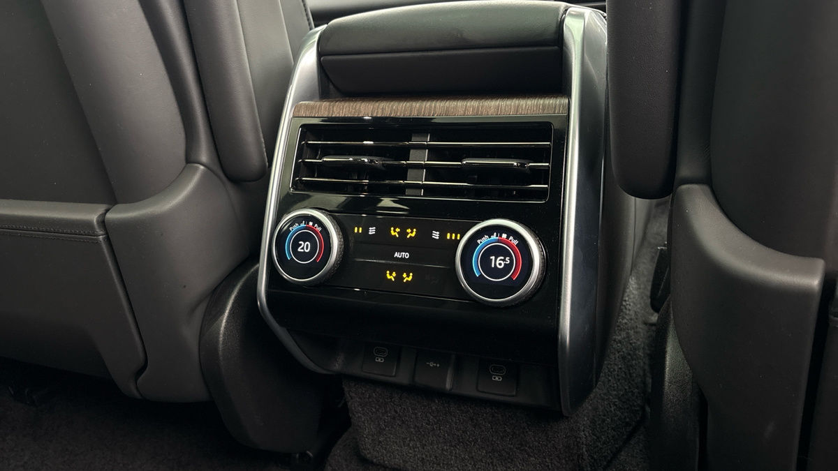 Land Rover Range Rover Image 27