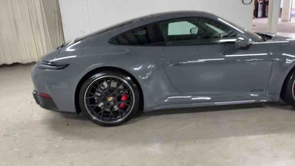 More views of Porsche 911