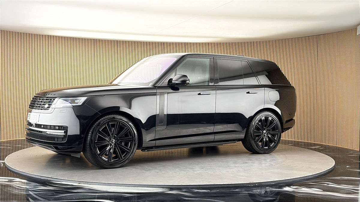 More views of Land Rover Range Rover